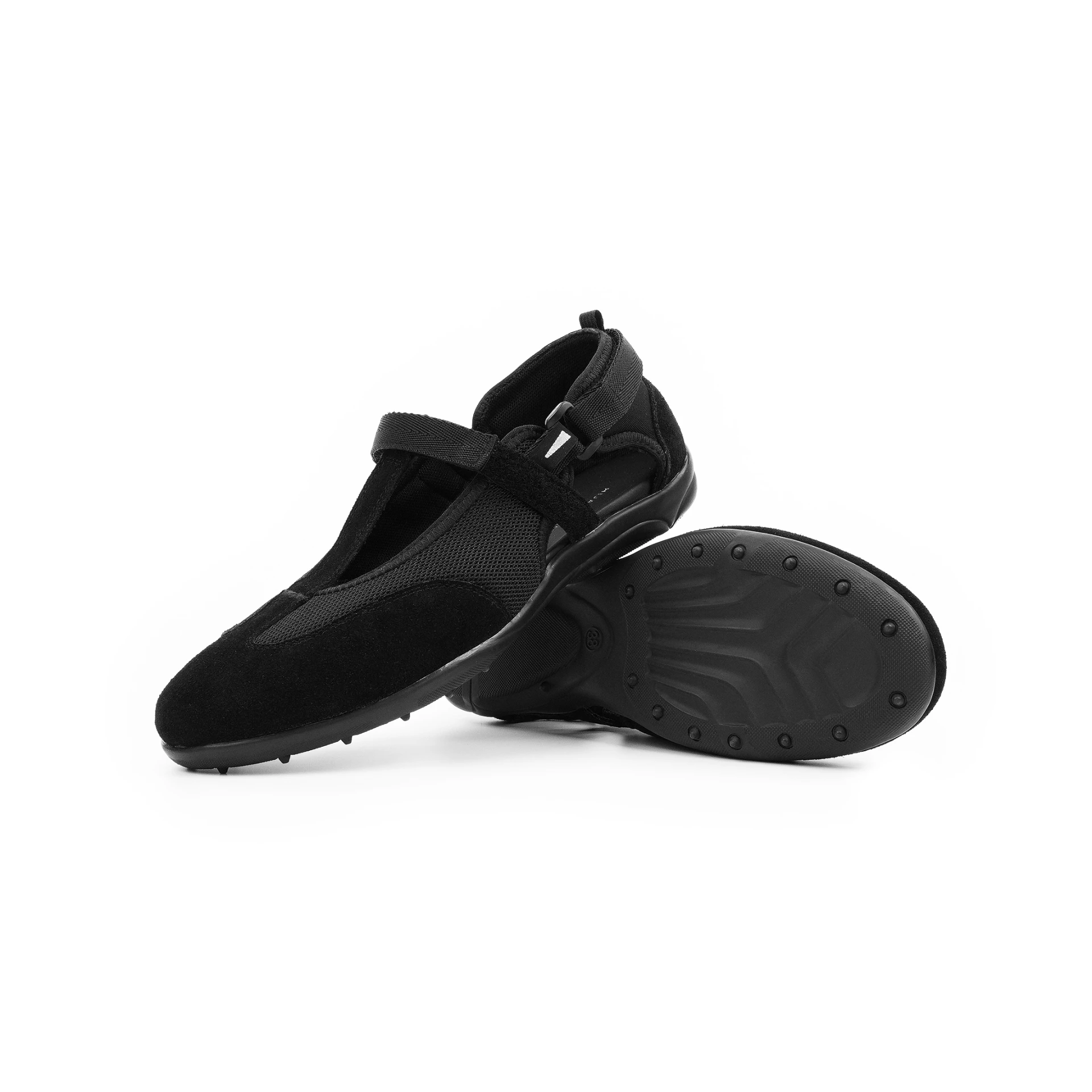 Alternative view of Flo Blach