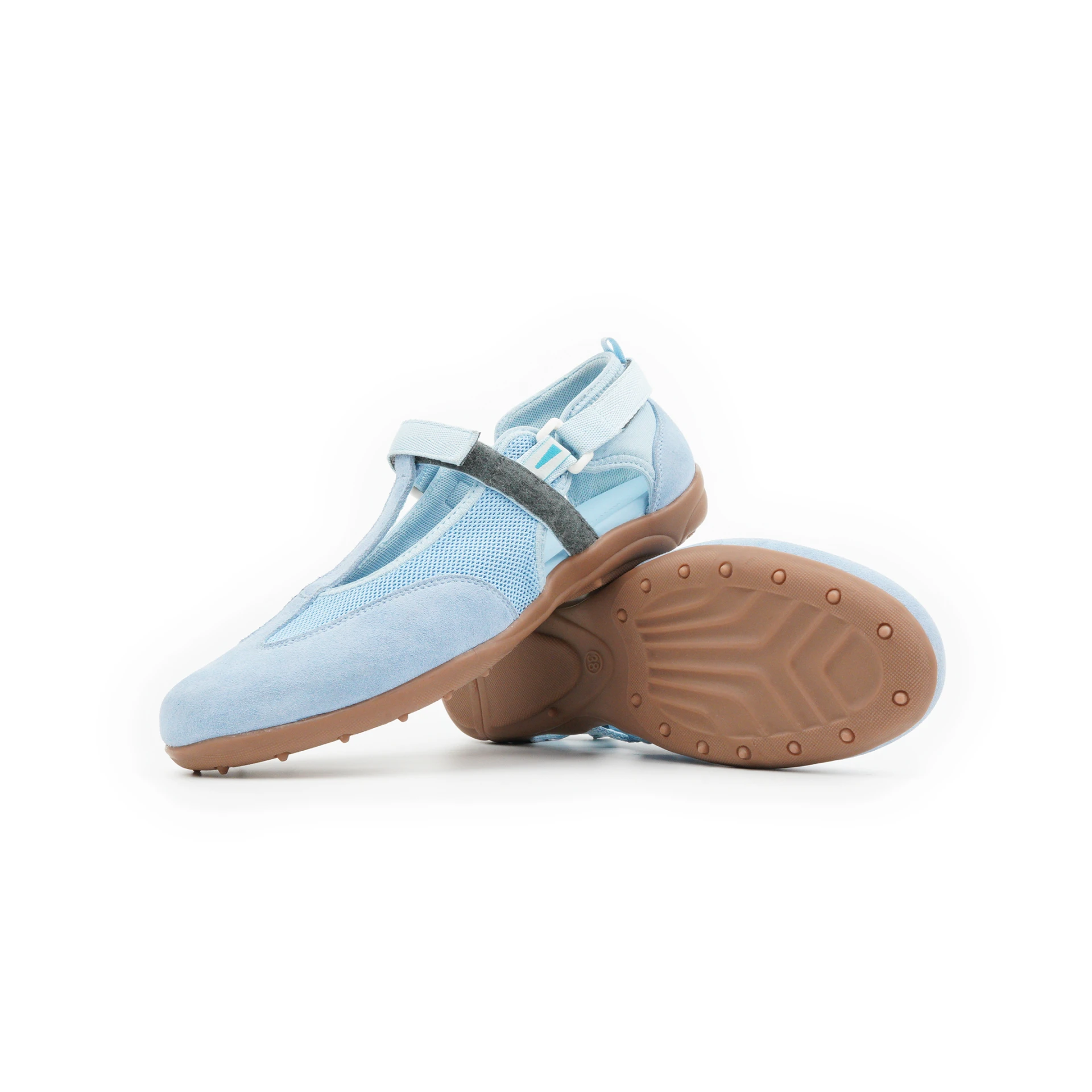 Alternative view of Flo Celeste