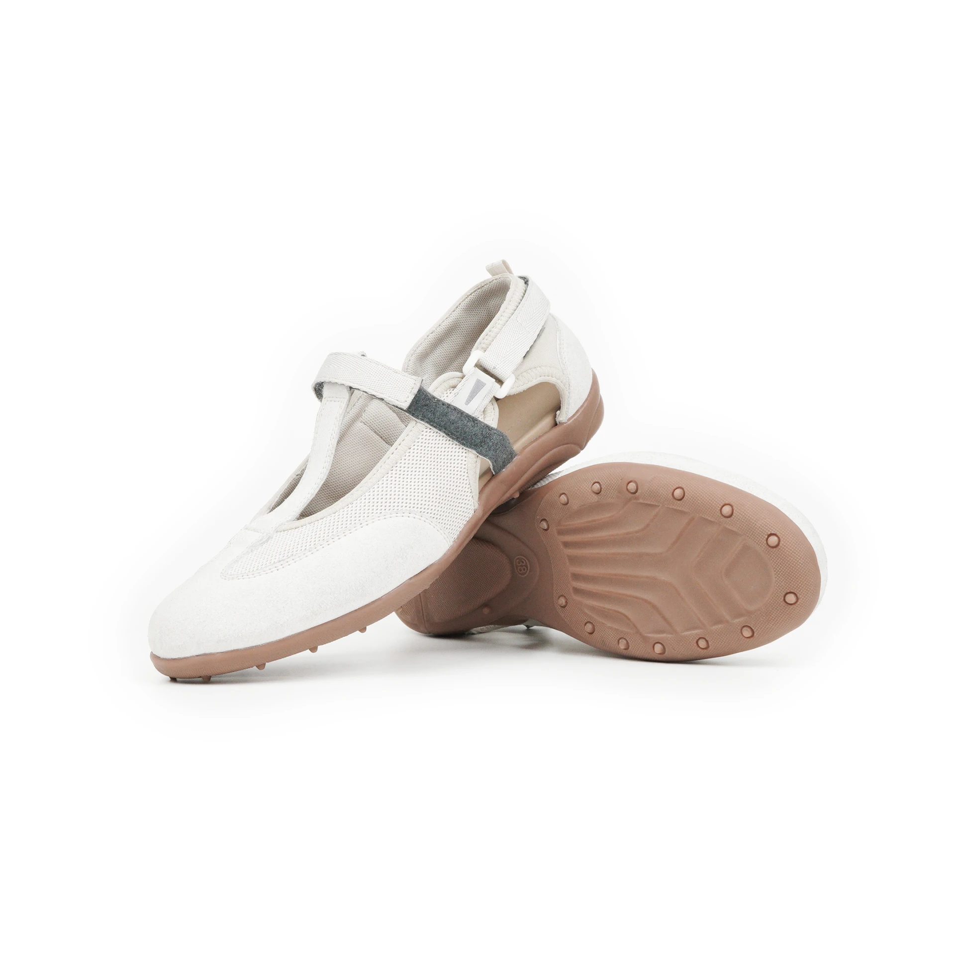 Alternative view of Flo Sputnik